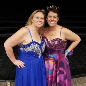 Meet your Posher, Genelle